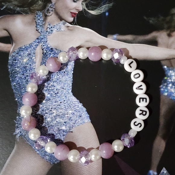 Showgirl Friendship Bracelets Set Of 3 - Picture 5 of 9